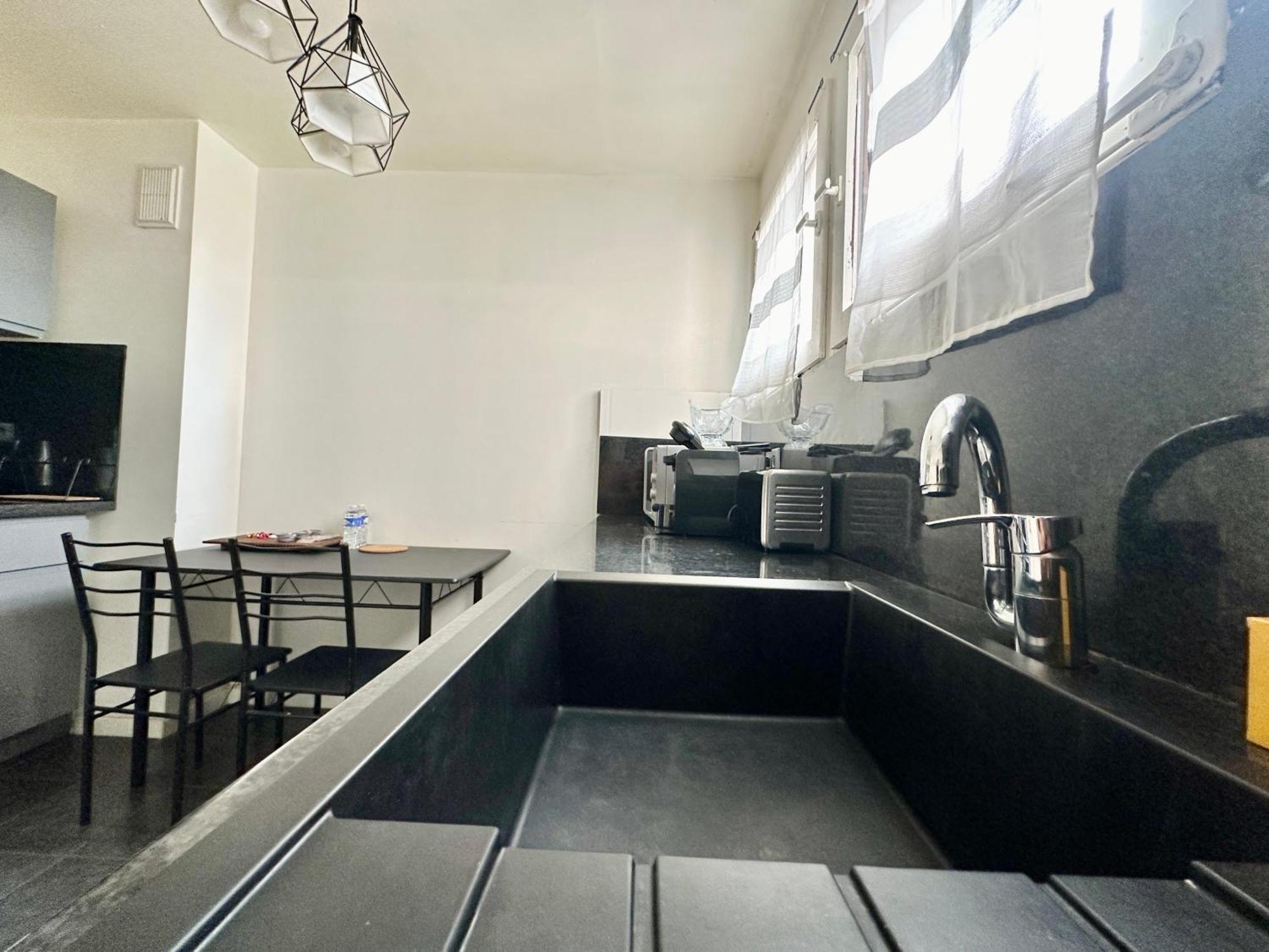 Le Montjovis, Spacieux Et Lumineux Avec Garage Limoges Esterno foto