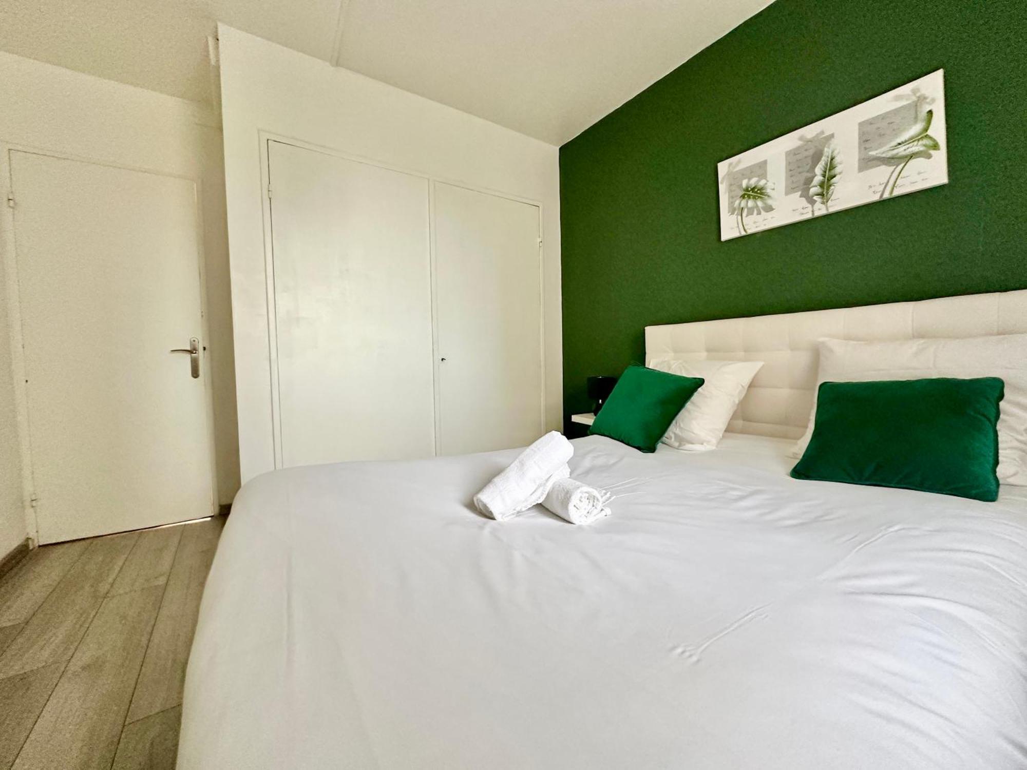 Le Montjovis, Spacieux Et Lumineux Avec Garage Limoges Esterno foto