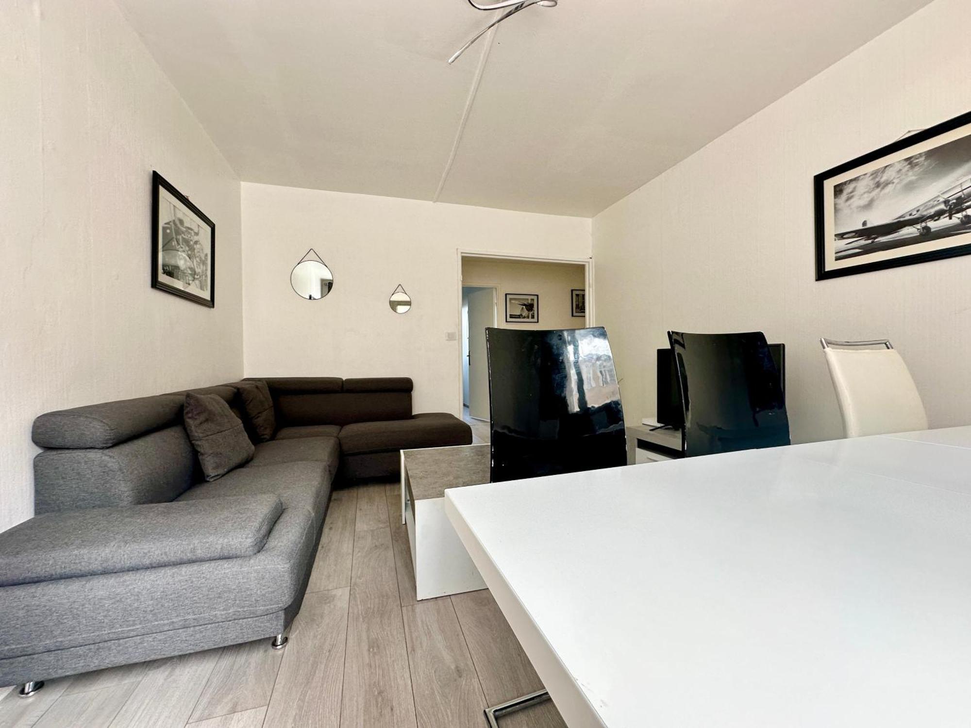 Le Montjovis, Spacieux Et Lumineux Avec Garage Limoges Esterno foto
